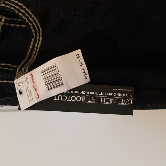 NWT Nine West Size 10 boot cut date night jeans - Picture 2 of 5